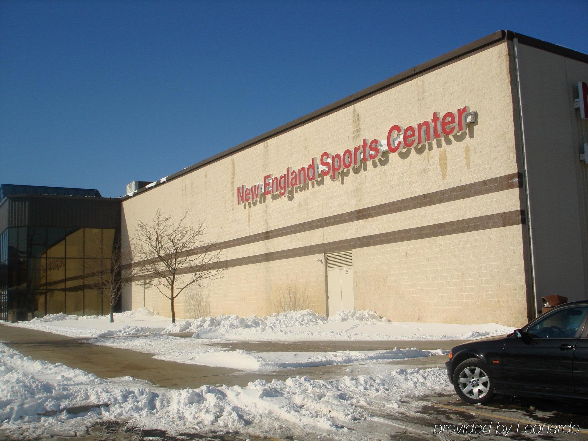 Holiday Inn Express Boston-Milford By Ihg Exterior foto